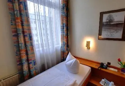 Hotel Mondial Düsseldorf 3*,