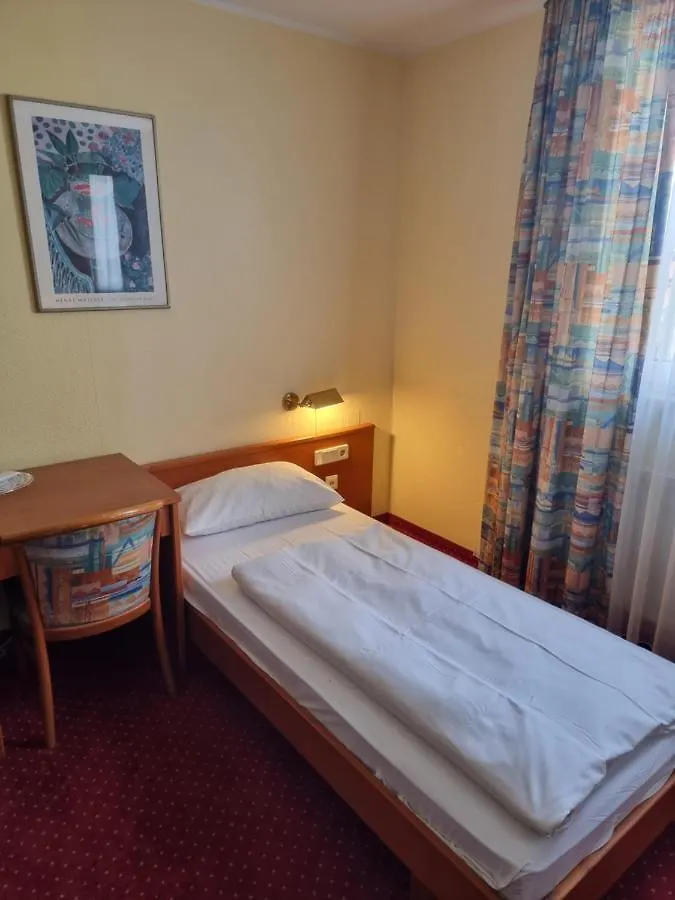 Hotel Mondial Dusseldorf
