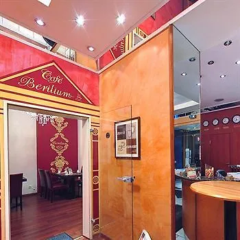 Hotel Mondial Dusseldorf