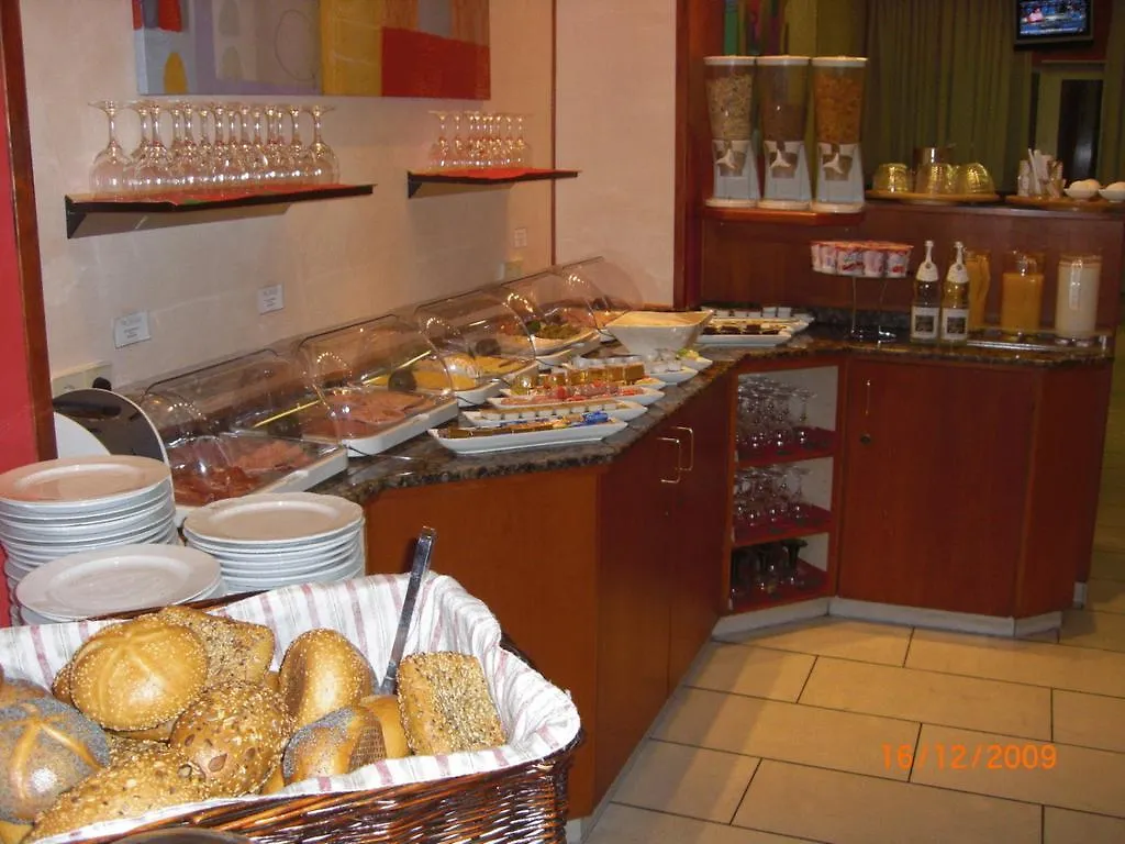 Hotel Mondial Dusseldorf Germany