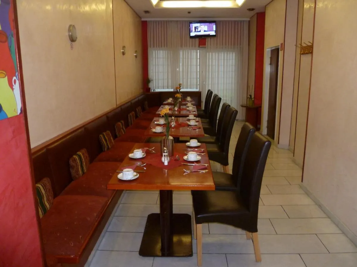 Hotel Mondial Dusseldorf 3*,  Germany